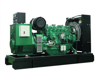 镇坪上柴200kw大型柴油二手发电机组